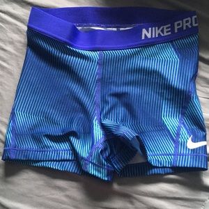 NWOT Nike pro
